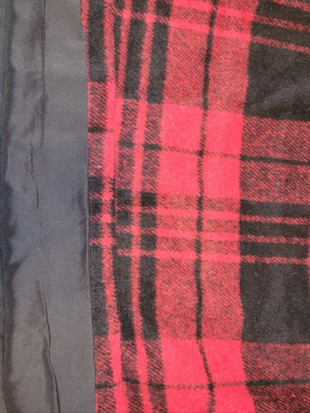 Wool Blend Classic Plaid Mini Skirt Red & Black Size Medium NWT